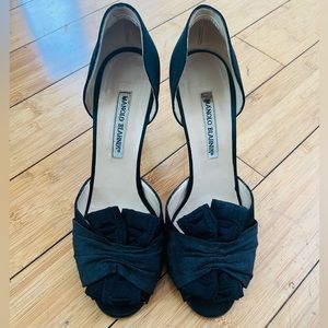 Manolo Blahnik peep toe, stiletto black heels